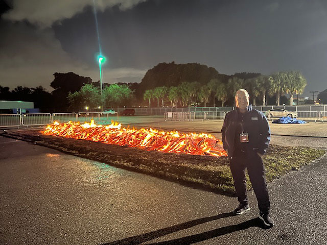 tim-firewalking_640x480px